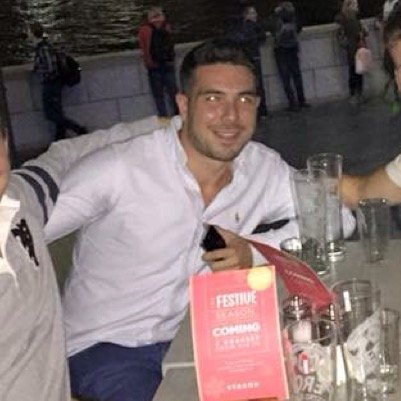 Graduate from Leeds Met Uni, Arsenal Fan Home and Away.