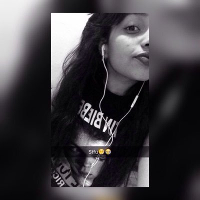 IG. Kamy_09 FB.Kasmilly Rodriquez SC.Krl_09 Kik.Keldlalis... Socializen Love God And My Family Mientras mas hablan de mi mas me reconocen !' Nuevo Twitter !'