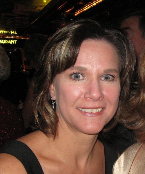 Suzy_Zeutzius's profile picture. Wife and mother and I have Crohn's Disease.