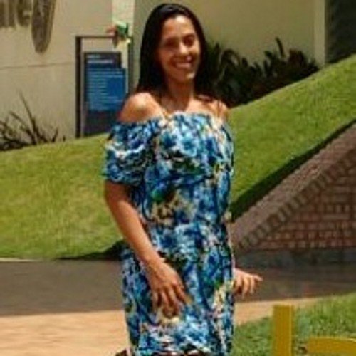 cheniaaraujo's profile picture. 