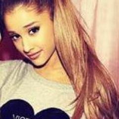 DesHoneymoonAve's profile picture. 15