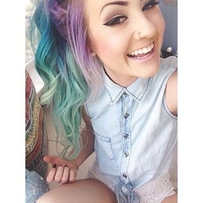 I'm trying to stay strong but its getting harder by the minute but I will keep trying and if u are feeling the same way keep trying