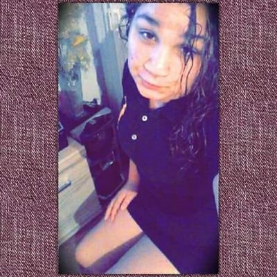 pamellamesquit1's profile picture. Falam um livro de mim , más só leram uma página. ⚡