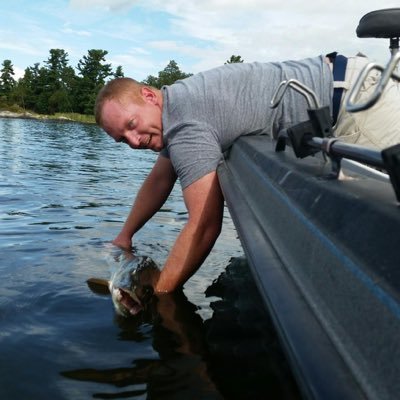 muskiehunter605's profile picture. 