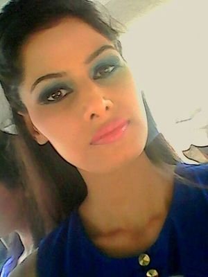GulistaKhan5's profile picture. 