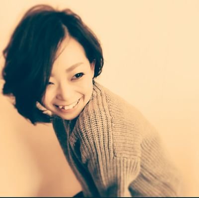 アカウント消えちゃってこっち。B'z大好き。broの皆様と仲良くなれたらいいな♪芸術、アートも大好き♪美しいものが多すぎて世の中happy すぎる。