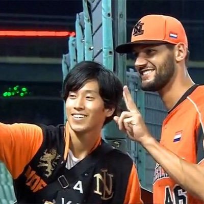 自称日本一オランダの野球に詳しいアカウント。 This account is for Dutch baseball. 自称日本一オランダ野球に詳しい。オランダ国内リーグ・ホーフトクラッセ/野球オランダ代表 I tweet about nlHonkbal!Hooftklasseブログ『蘭野球事始』#オランダ野球 🇳🇱