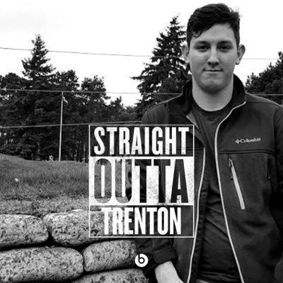 chris_robin165's profile picture. 