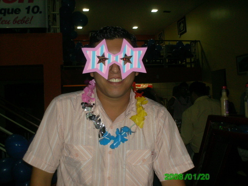 Pretendo viver sempre, por enquanto estou indo bem.