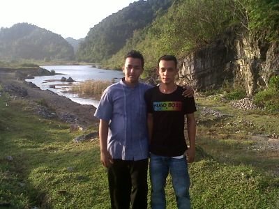 cureh123's profile picture. 