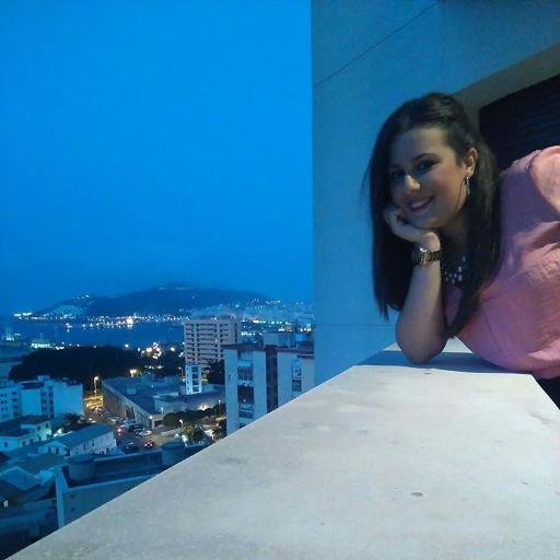 YolandaBlaya_23's profile picture. Periodista en la sección de Vídeo de @El_pais