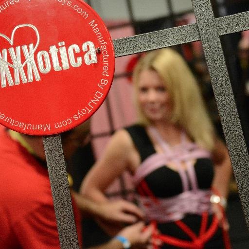 TiamatPhotos's profile picture. Looking to book photoshoots in the NJ/NYC/Philadelphia area.  
Please contact me.