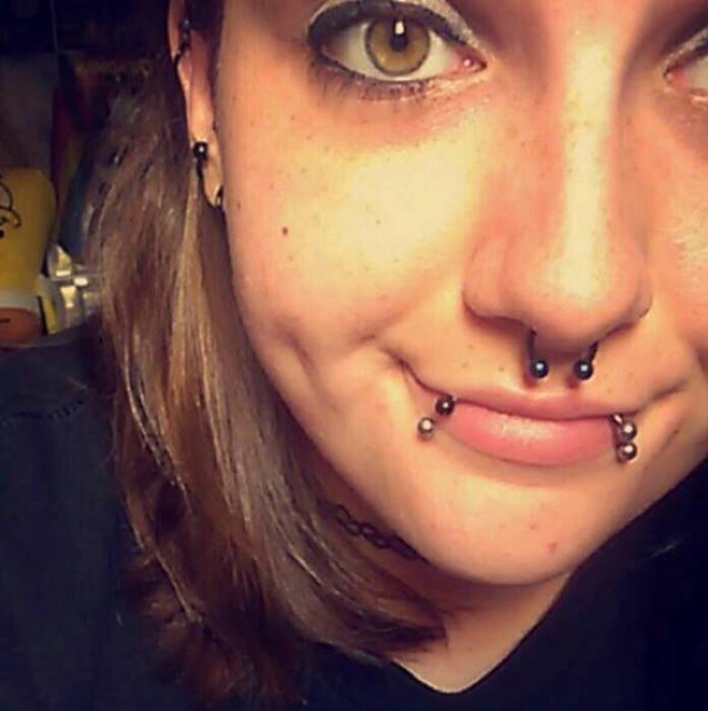 Lambertlover57's profile picture. music = life