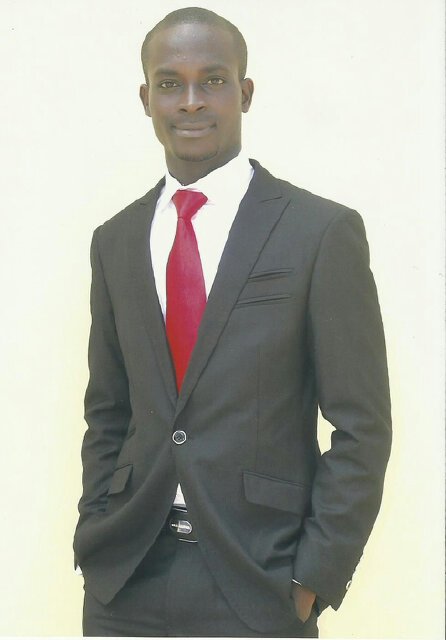 Born on 28 Nov., had skul leaving, ssce, higher institution in SCA/DAC/ABU Zaria.