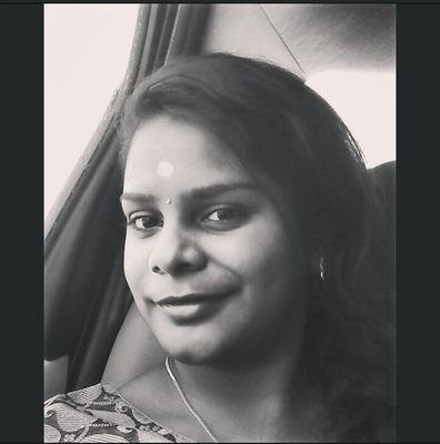 #foodie#bibliophile#sapiosexual#fedex.forever#music.lover#eternal.optimist#namma.Chennai.ponnu