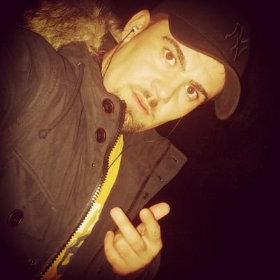 BizavSalh's profile picture. 