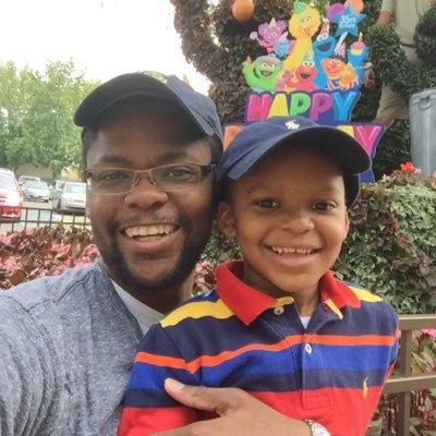 Dad | husband | minister |communications @PhilaDAO | former journo | sports lover |Philly born, Alaska bred. Views = all me.