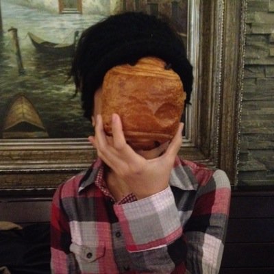 tintinsantiano's profile picture. 