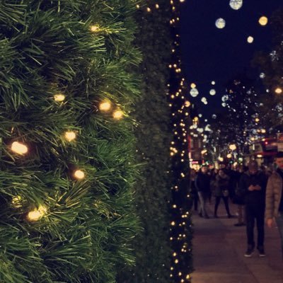 ladydeems's profile picture. 