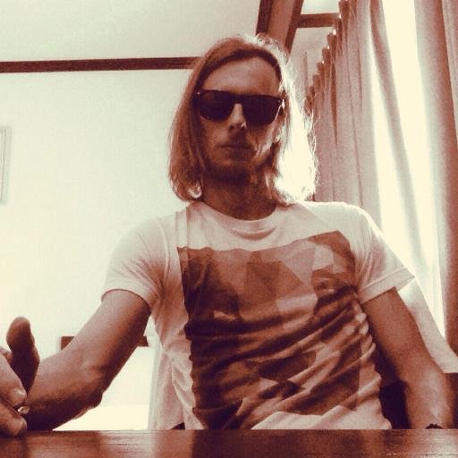 rayanzenner's profile picture. I'm a web developer based in UK.