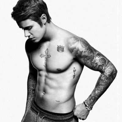 Hi, im Lucy and i have an unhealthy obsession with Justin Bieber