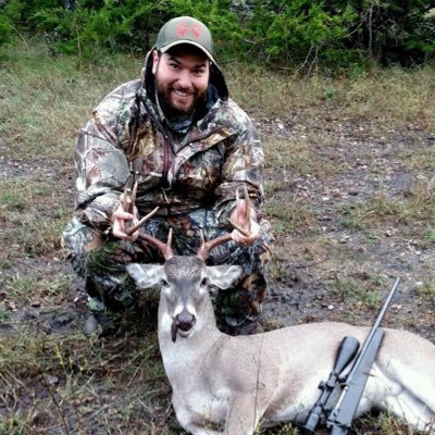 est_baz's profile picture. Former child