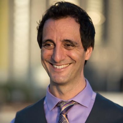 I'm s a New York-based actor and comedian. Check out my corporate & private event entity, Peter Straus & Co. Entertainment (on Facebook).