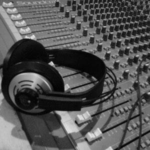 Onestoppers Recording Studio. 77 Croydon Road, Caterham,  Surrey, CR3 6PD,  email: info@onestoppers.co.uk.