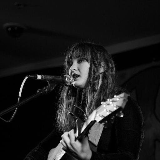 Jsarahmusic's profile picture. Brisbane musician. I sing, play, art... https://t.co/YfpuUwqq7f https://t.co/mQgcZ6YTpr