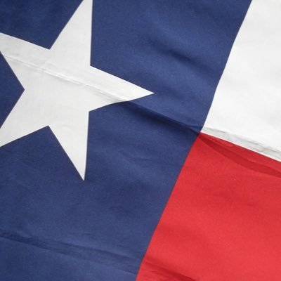 A project of @thehistoryoftx: we're bringing you the status of the Texas flag as ordered by @GovAbbott's office.