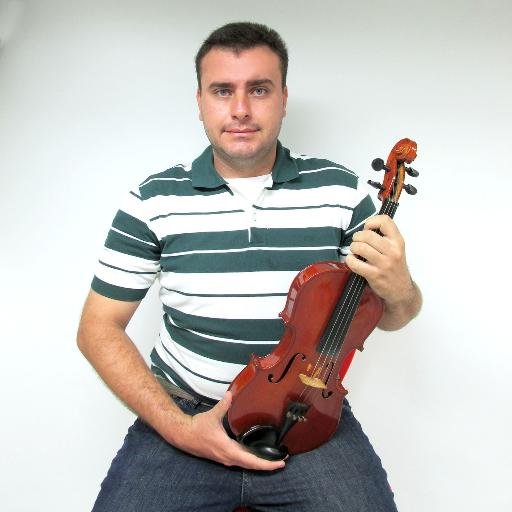Rivadavia Fonseca Neto. cantor, banjoinsta e violinista country.