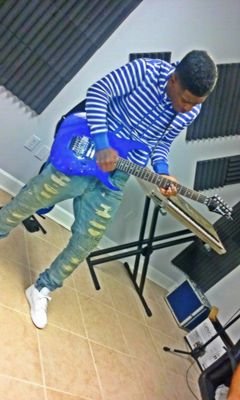 YNW$ WE UP NEXT IM LIL JUICE FOLLOW ME TO THE ROAD OF RICKHZ. HACKING LIFE.