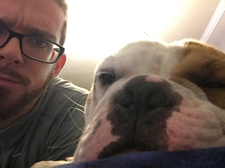 AlexEburrrr21's profile picture. 