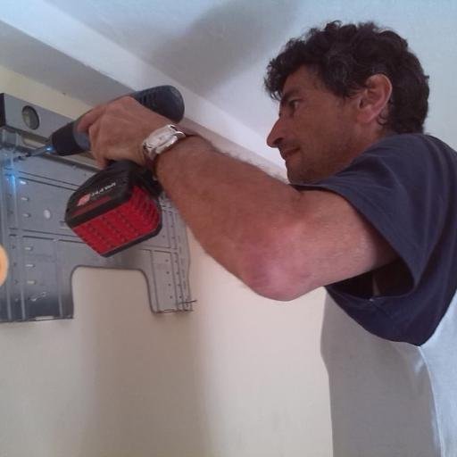 grottimarcello's profile picture. Progettiamo e installiamo l'impianto di climatizzazione più adatto alle vostre esigenze.