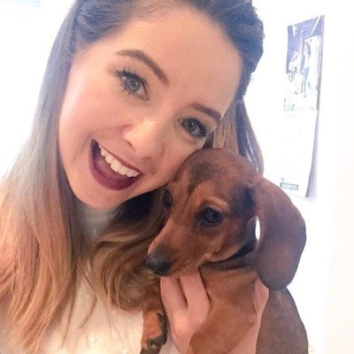 イギリスで大人気のblogger 《 @Zoella 》の日本版アカウント。 彼女の魅力を皆さんにお伝えします ♡ ♡ Zoella Sugg (26) 1990.3.28 イギリス ラコック