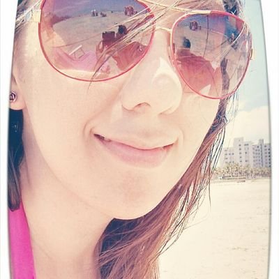 25 anos, sagitariana♐.
Médica Veterinária. Paulistana. Amante da Av. Paulista e do Ibirapuera!
.
Apaixonada ❤
.
~ Enjoying life (at least i'm trying) ~.