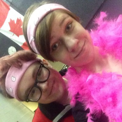 Pointlesslycam's profile picture. hi im cam art is hard { https://t.co/CzOGcvhBm2 }