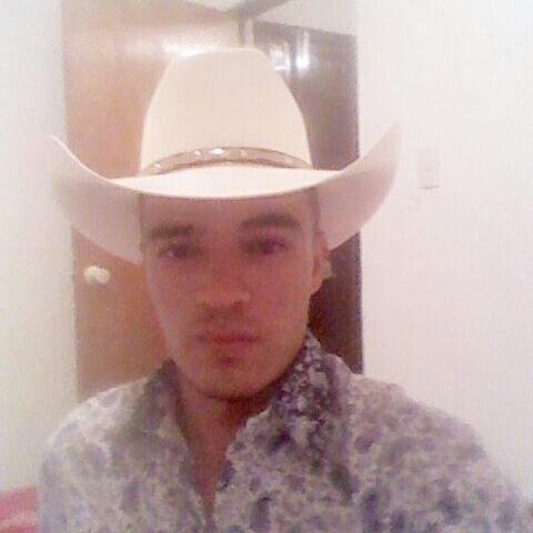 lore9204's profile picture. enamorada :* .....
simplemente lo amo....