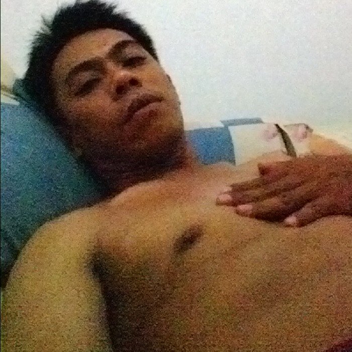 akbar74812966's profile picture. 