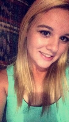 LexiMae33's profile picture. 