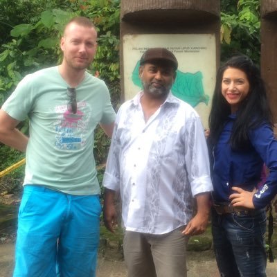 BEST TOUR GUIDE ALI call: +6 019 777 1782 email ; samdrasool@yahoo.com