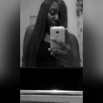 tametriadavis03's profile picture. SNAPCHAT @QWEEN_QWEEN
KIK .. TAMETRIA.
 Add me