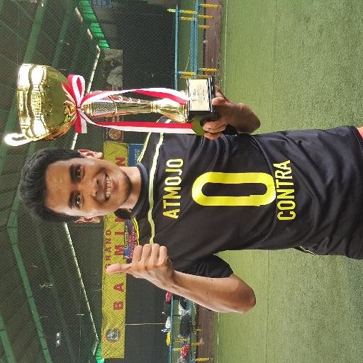 mojosetia's profile picture. 