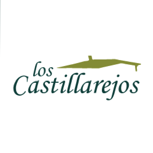 Los Castillarejos es un complejo turístico de reciente construcción situado en plena Sierra Subbética Cordobesa y entre los bellos pueblos de Luque y Zuheros.