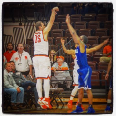Trends International - Former Bowling Green State University Basketball Player - Canadian 🇨🇦
