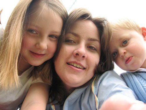 Wife, mother, teacher, reader, writer, bookshop-organizer!