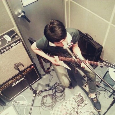 맞팔 환영 밴드'프리페이더'. 솔로 '마른참새' 음악한번 들어보세요!