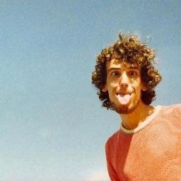 edu_del_mar's profile picture. Si no fuera por la música no me salva ni Tarzan, Asado y vino tinto, Los Beatles Charly, Spinetta, y lo demas es todo mentira!!!