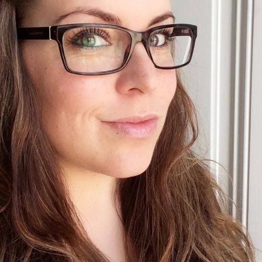 AtimAina's profile picture. Kvitrer litt om alt & alt om ingenting. Liker å le! Grafisk designer av yrke, men spiller på mange strenger & tar litt for mange iPhone bilder. Fnis & fjas AS.