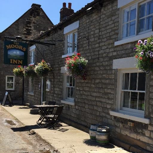 A family owned inn with great food & en-suite rooms in a beautiful part of the North Yorkshire Moors National Park, serving delicious pub food & real ales